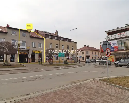 Dochodowa kamienica na Rynku w Miechowie - lokale handlowo-usługowe, wysoka stopa zwrotu     Na sprzedaż oferujemy  nieruchom
