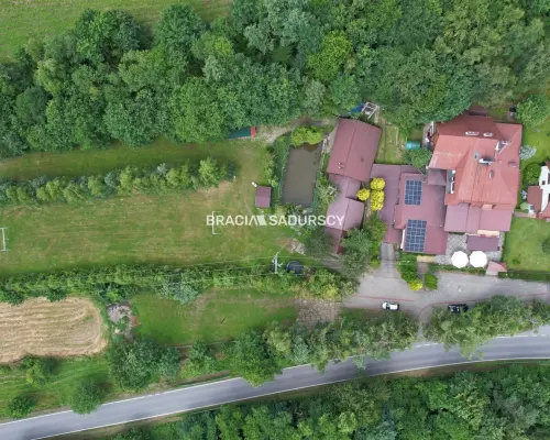 Kompleks Komercyjny 820 m² u stóp Beskidu Wyspowego | Działka 1,45 ha | Iwkowa    Szukasz unikalnej nieruchomości