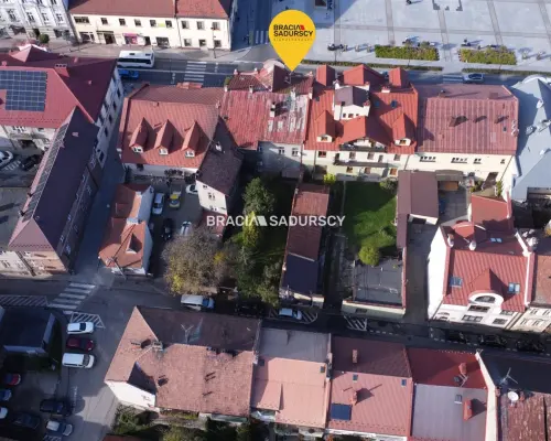Kamienica w centrum Bochnii z ogrodem i parkingiem