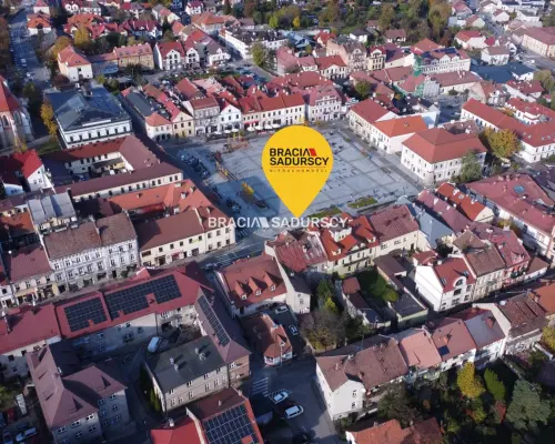 Kamienica w centrum Bochnii z ogrodem i parkingiem