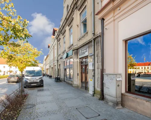 Kamienica w centrum Bochnii z ogrodem i parkingiem