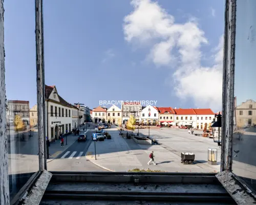 Kamienica w centrum Bochnii z ogrodem i parkingiem