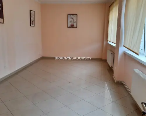 Charsznica. Działka inwestycyjna o pow. 1,0329 ha