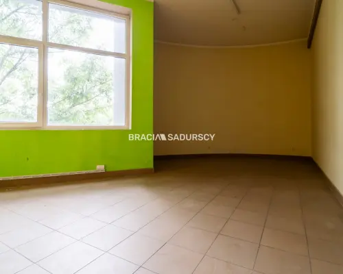 Lokal przy placu Bieńczyckim, Kraków Bieńczyce