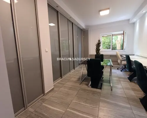 Wyposażony lokal biurowy | plac bohaterów getta