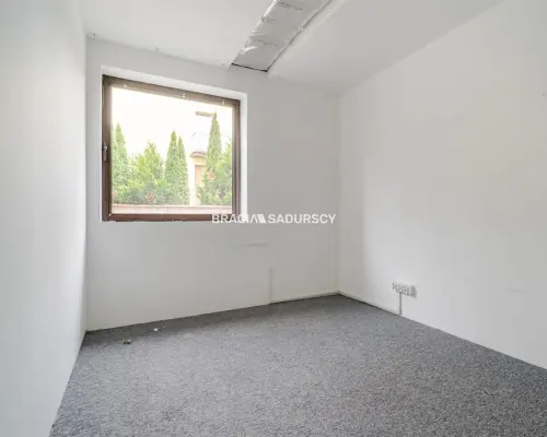 lokal handlowo-usługowy lub biurowy 100m2 Olsza