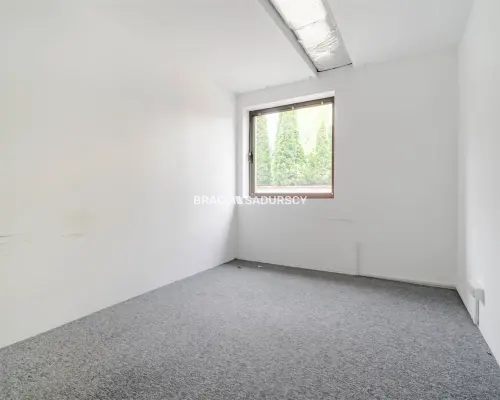 lokal handlowo-usługowy lub biurowy 100m2 Olsza