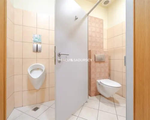 LOKAL OK 15,5 M2 BIUROWY PRĄDNIK BIAŁY -BIUROWIEC