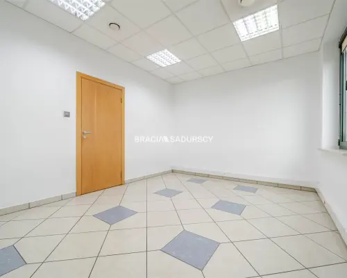 lokal biurowy w biurowcu 11m2 Pradnk Bialy