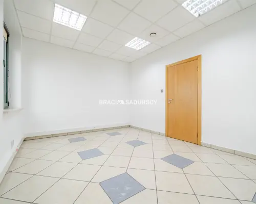 lokal biurowy w biurowcu 11m2 Pradnk Bialy
