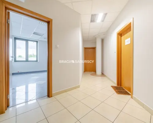 lokal biurowy 44 m2 Prądnik Biały biurowiec