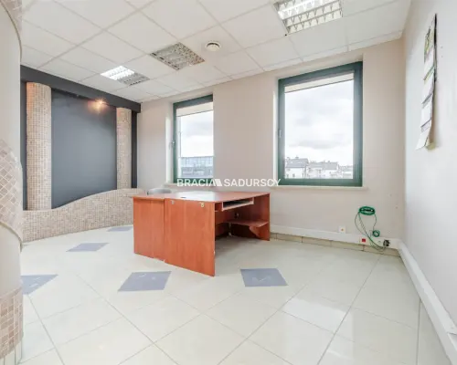 lokal biurowy 44 m2 Prądnik Biały biurowiec