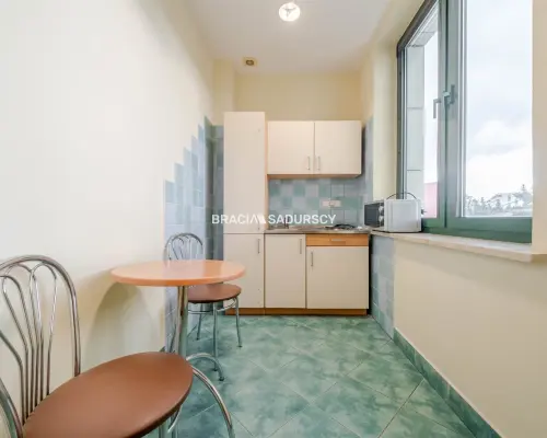 lokal biurowy 18,5 m2 pradnik Biały