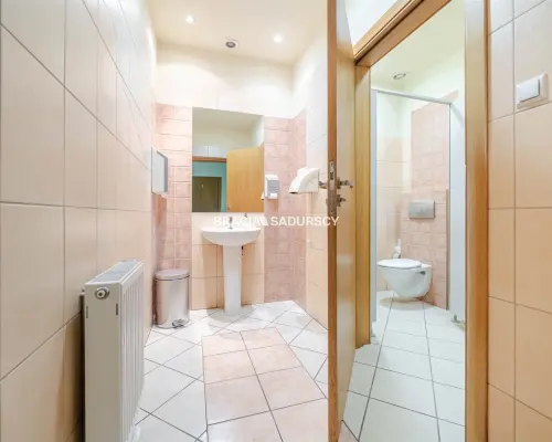 lokal biurowy 18,5 m2 pradnik Biały