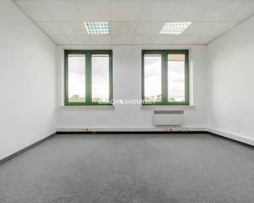lokal biurowy 18,5 m2 pradnik Biały