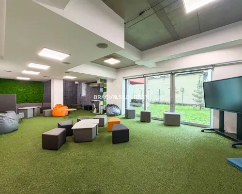 Lokal usługowo-biurowy, 170 m², Zabłocie, parter