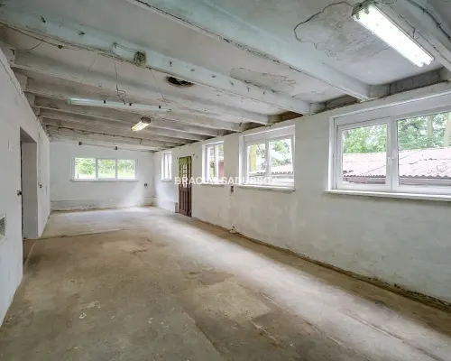 200m2 usługowo-magazynowego, duży parking