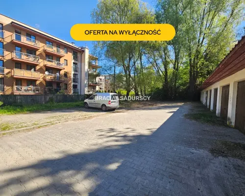 Garaż przy ul. Kwartowej na wynajem