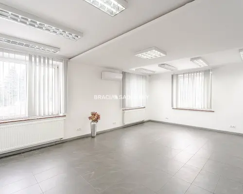 Przestronny lokal usługowy 270 m² – Zakopiańska