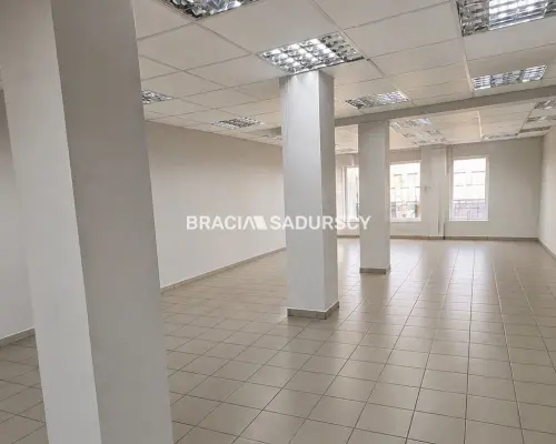 Lokal handlowo- usługowy w pawilonie parter Kraków