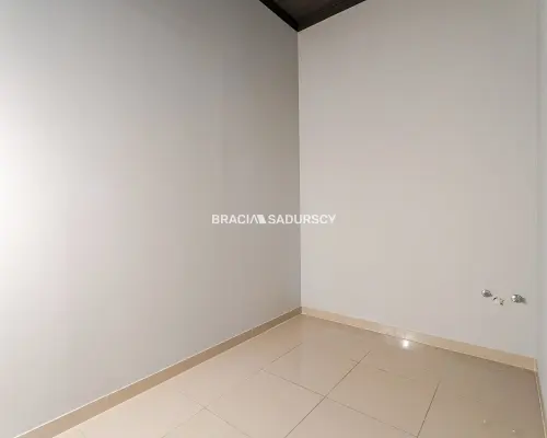 Lokal / usługowy / biurowy / wys. standard budynku