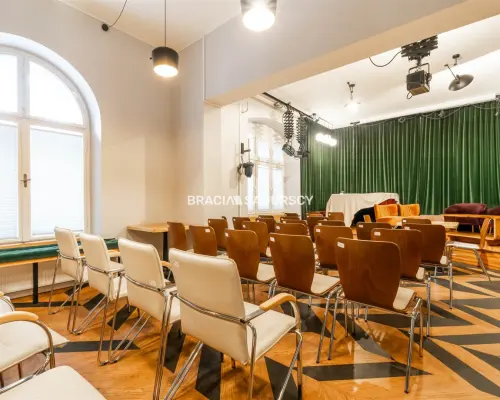 Lokale biurowe w kamienicy po generalnym remoncie!