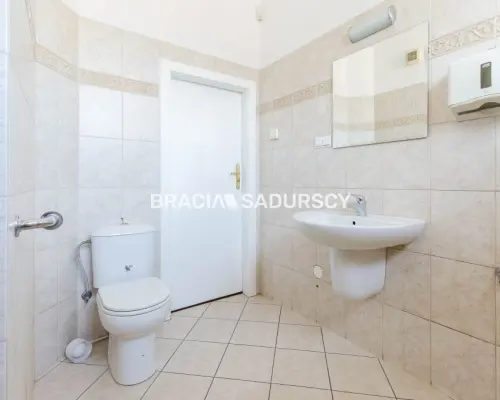 os. oficerskie, 2p/2p, 97m2 na biuro
