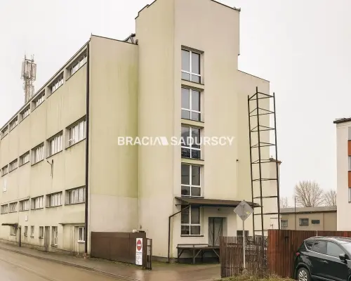 Warsztat o pow. 450 m2 w centrum Proszowic!