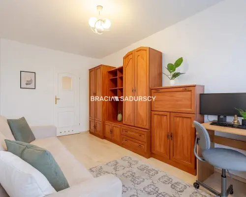3-POKOJOWE, BALKON, ATRAKCYJNA LOKALIZACJA