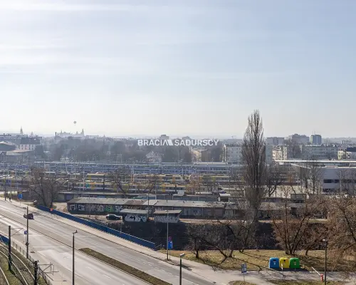 2 pokoje z loggią na Bratysławskiej