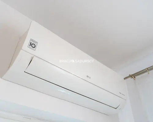 2 pokoje z loggią na Bratysławskiej