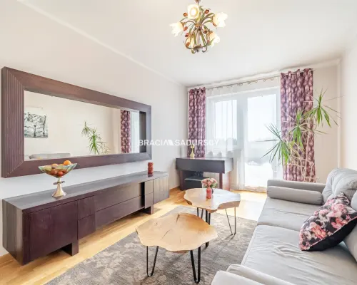 3 pokoje, 2-poziomy, balkon, zamknięte osiedle