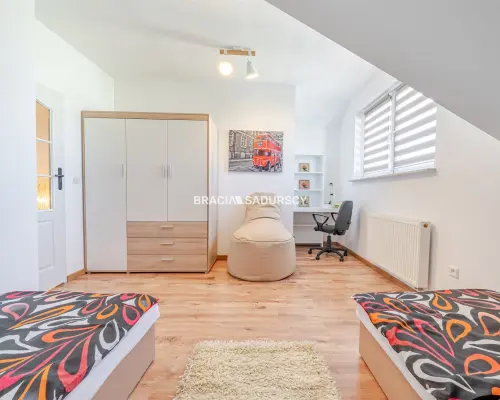3 pokoje, 2-poziomy, balkon, zamknięte osiedle