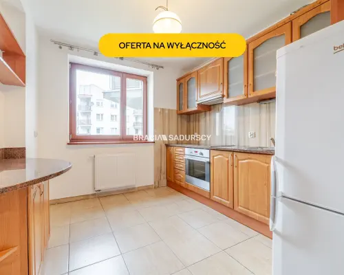 2 pok (oddzielne)  48m2 z garazem