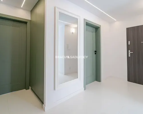 PO REMONCIE, DO WEJŚCIA 3-POKOJOWE Z BALKONEM