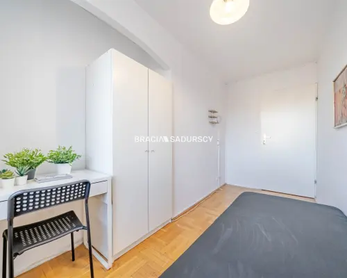 5-POKOJOWE, DUŻY BALKON, ATRAKCYJNA LOKALIZACJA