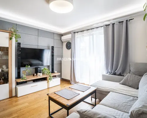 Mieszkanie z tarasem|3 pokoje|2020r|zielona okolic