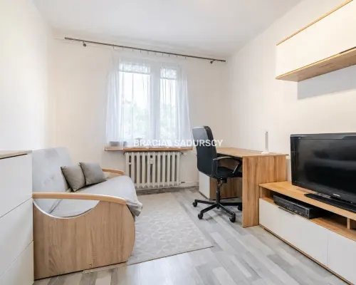 2 pok| 44,5m² |balkon |duża piwnica|ul. Komandosów
