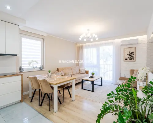 3 pok|wysoki standard|duży balkon|ul. Kantarowicka