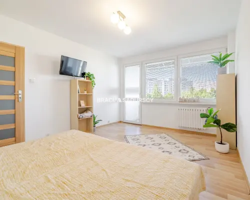 PO REMONCIE, DO WEJŚCIA 1-POKOJOWE Z BALKONEM