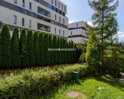 studio z oddzielną kuchnią/Ruczaj/duzo m.parkingow