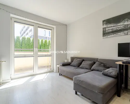 studio z oddzielną kuchnią/Ruczaj/duzo m.parkingow