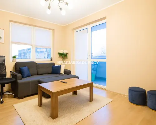 3 pokoje + balkon, 56 m² – idealne na start!