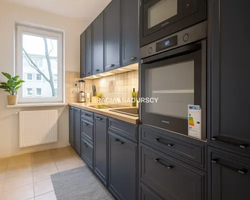 3 pokoje + balkon, 56 m² – idealne na start!