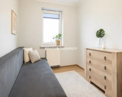 3 pokoje + balkon, 56 m² – idealne na start!