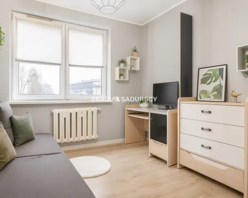 3 pokoje + balkon, 56 m² – idealne na start!
