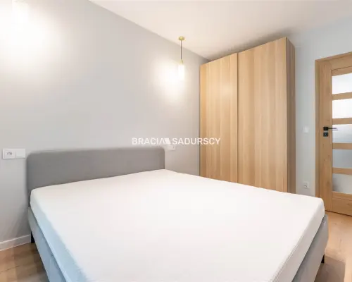 Piękne mieszkanie z widokiem na zieleń w centrum