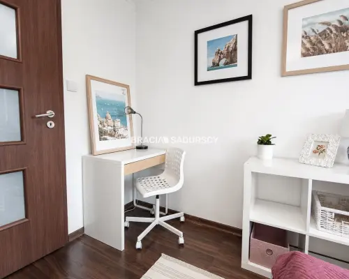 na sprzedaż 45m2 / 2 pokoje / przy parku