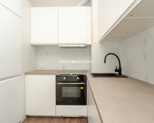 2 pokoje | 33 m² | ogródek 22 m² |garaż