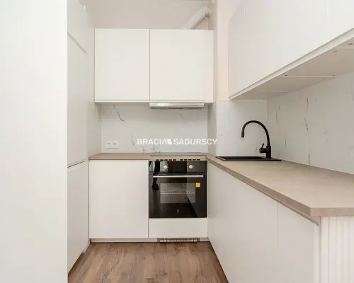 2 pokoje | 33 m² | ogródek 22 m² |garaż